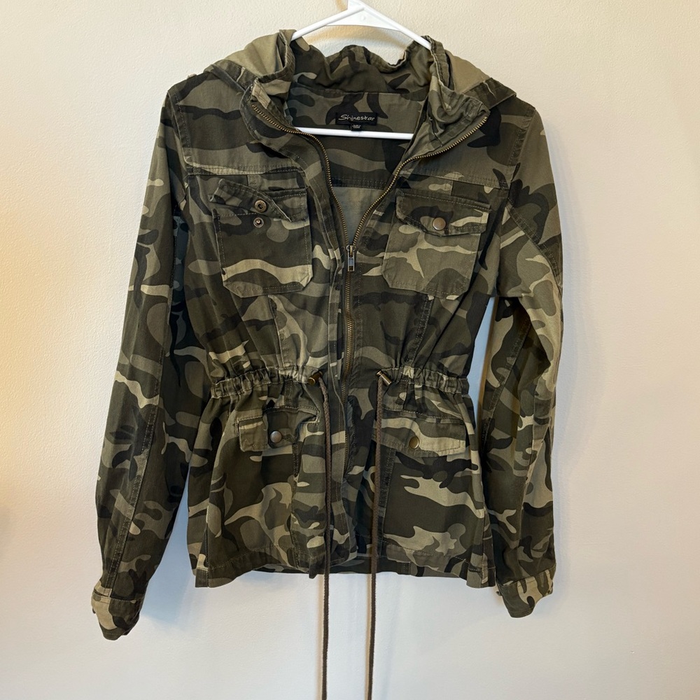 Windsor Hidden Attraction Camouflage Jacket - Picture 4 of 9